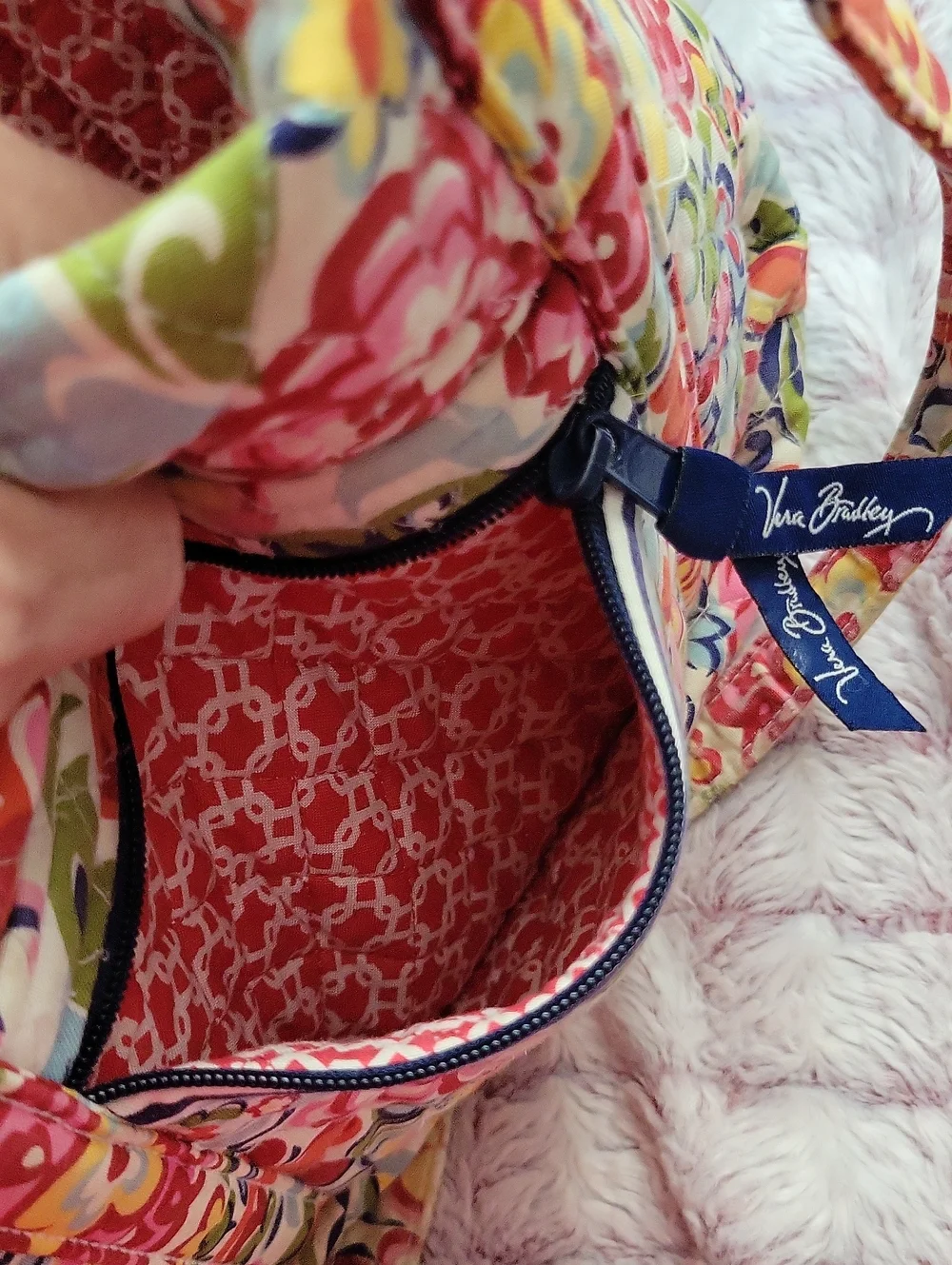 Vera Bradley Red Blue Yellow Large Vera Tote in Hope Garden Retired 2009 Pattern